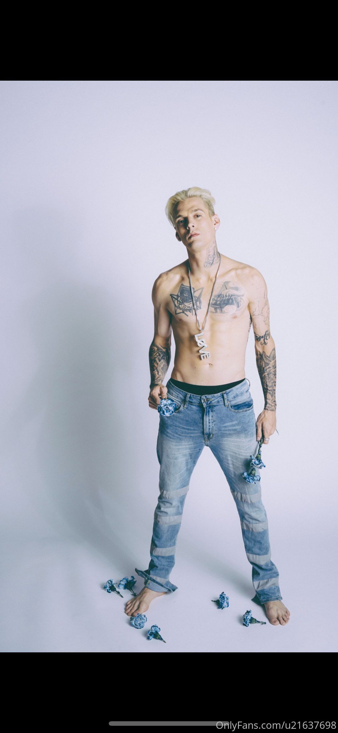 Of Onlyfans Aaroncarter Aaron Carter Vids