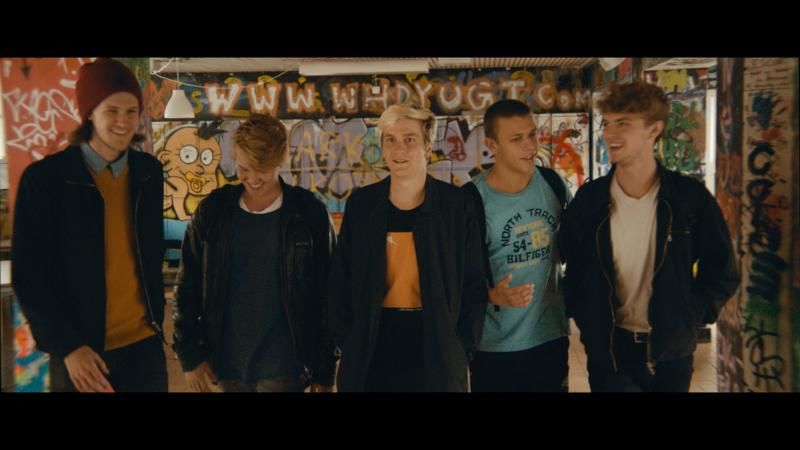 Svans Svans (2016)