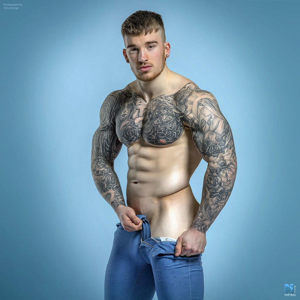 Chris Hatton Clips From OnlyFans