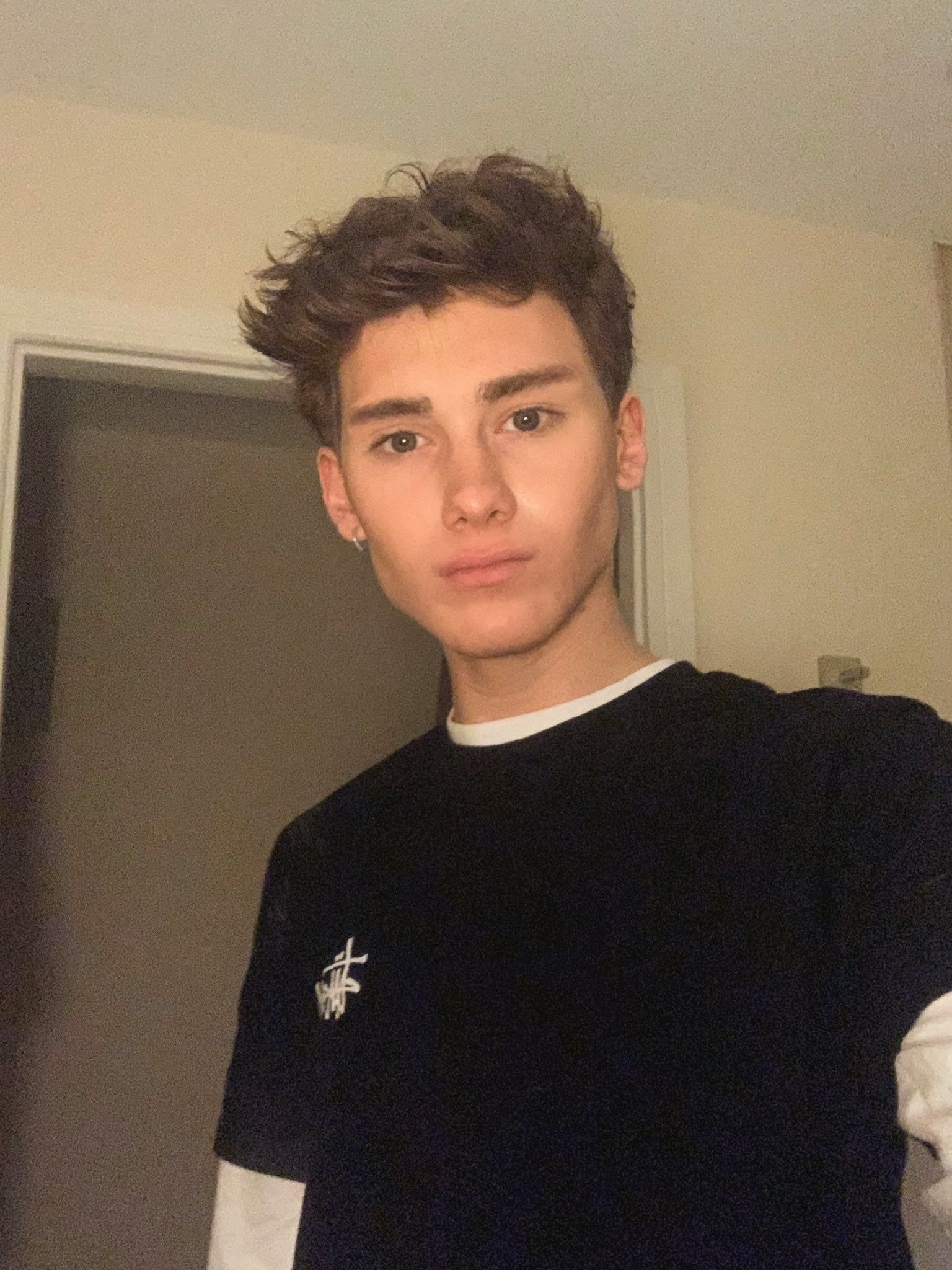 Ejaywoods Twitter Collection