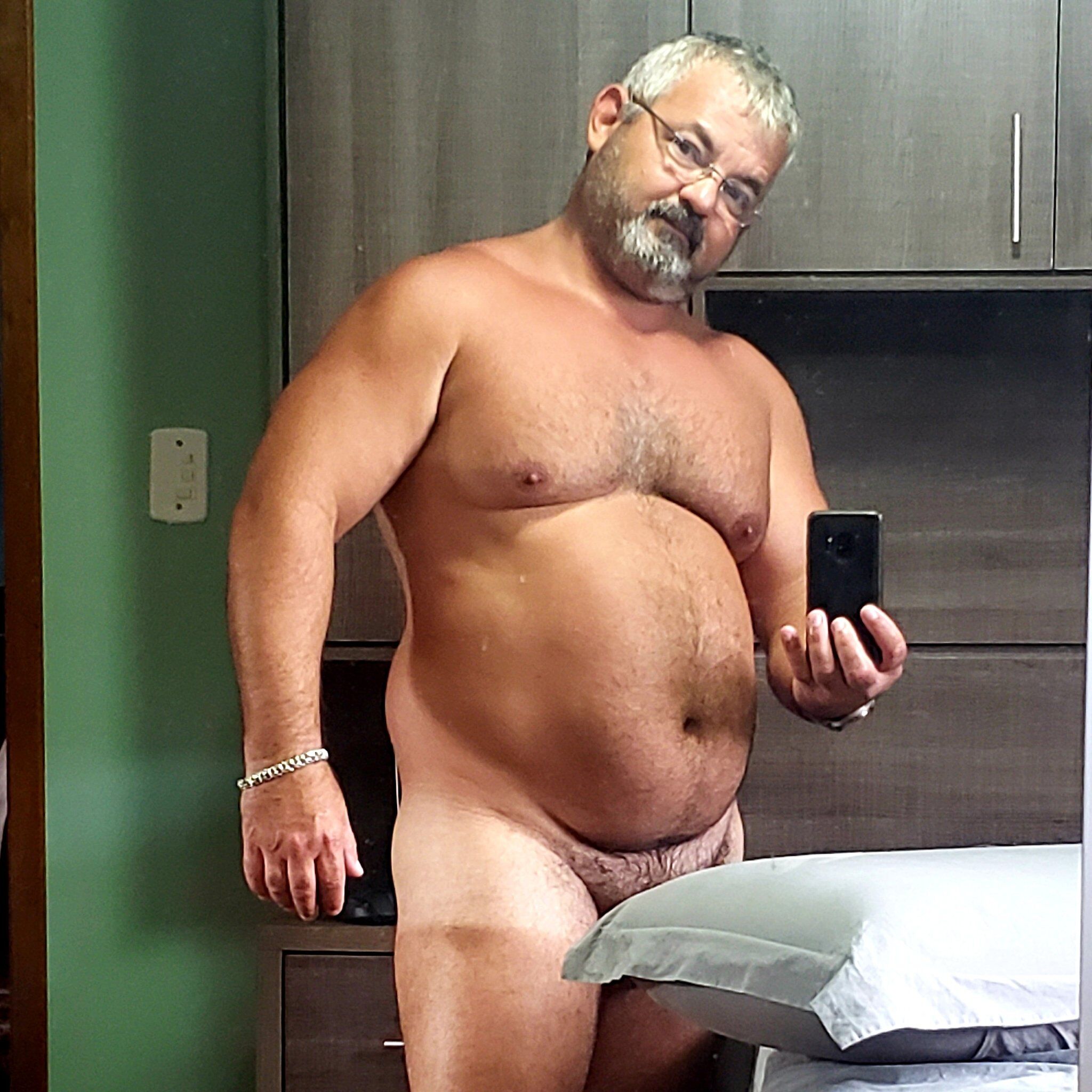 Sandro (@SanMountainBear on Twitter)-All media.